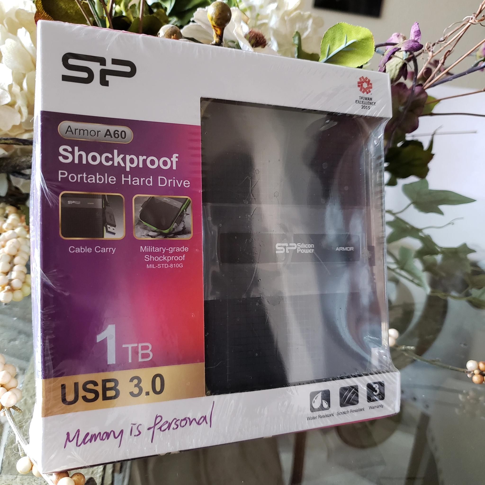 NEW Silicon Power 1TB Armor A60 Shockproof and Water-Resistant Portable Hard Drive USB 3.0 Black