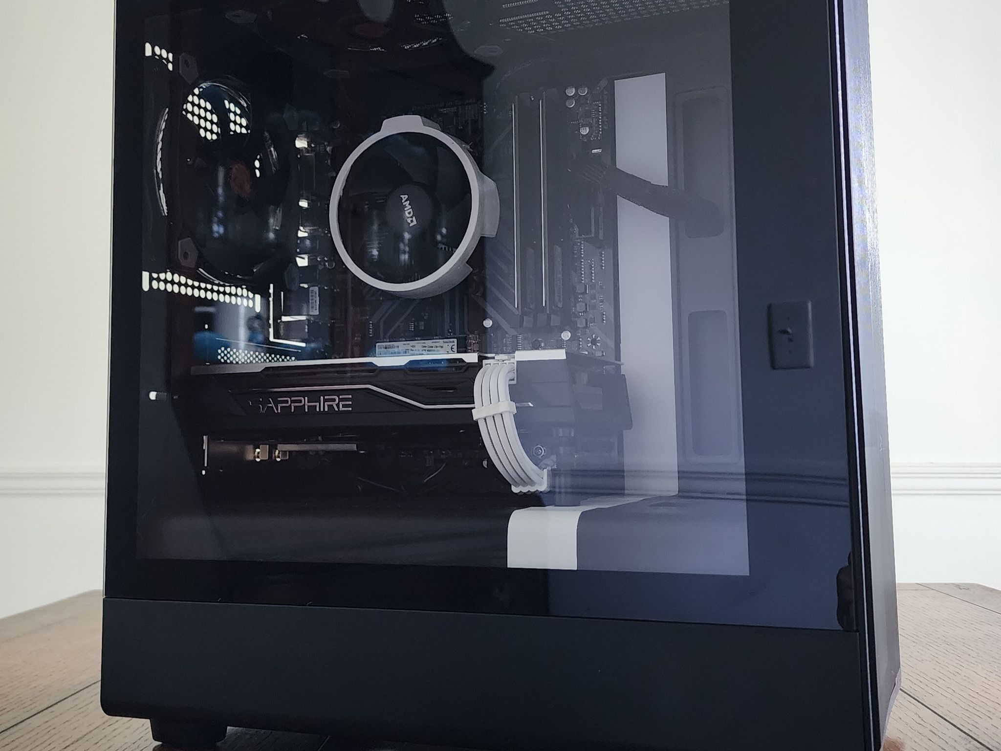 Black + White Gaming PC | Ryzen 5 | RX 580 8GB | 16GB | 1TB | Wi-Fi + BT | 550W 80+ Bronze