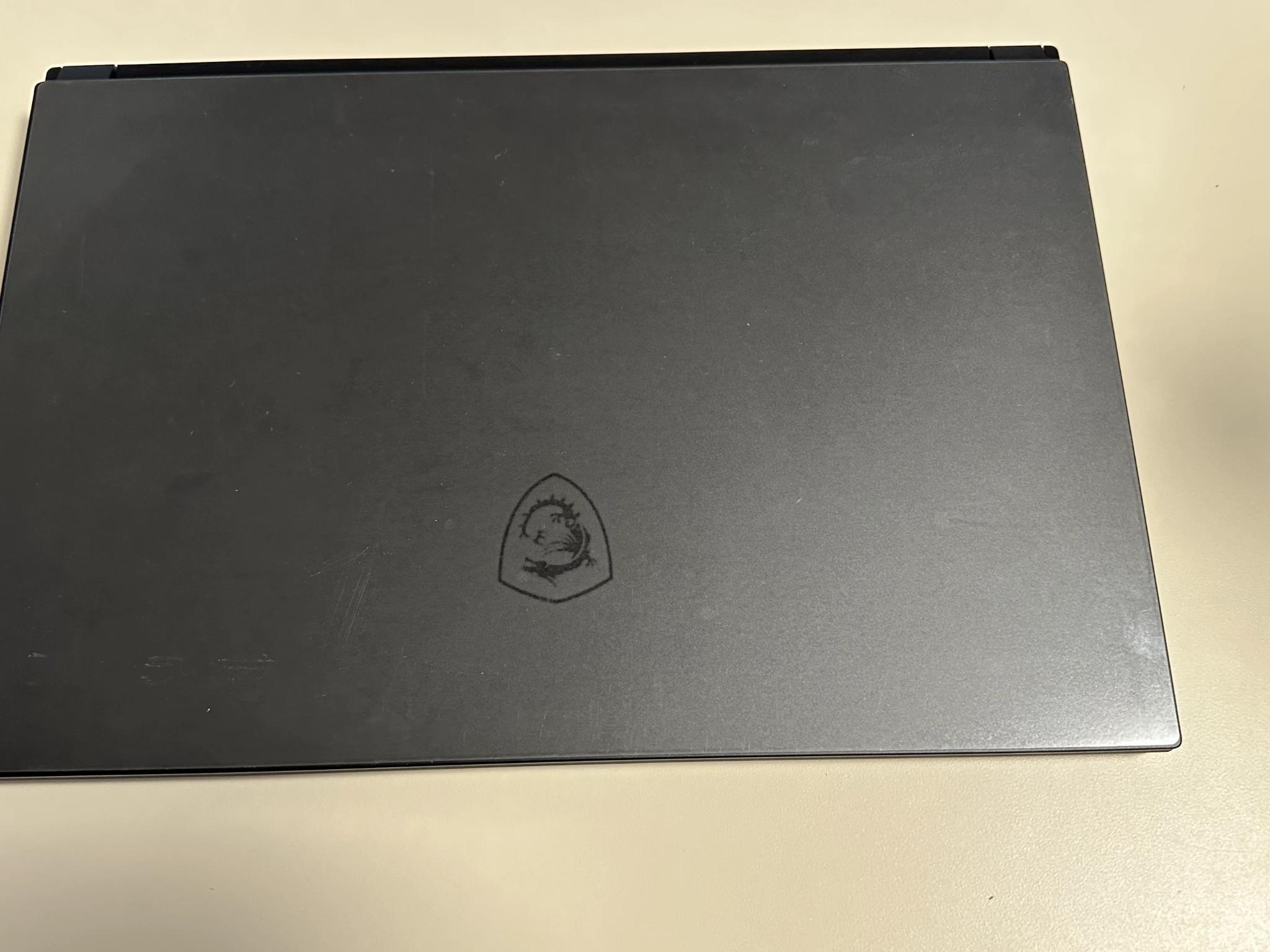 MSI GS66 Stealth 11UH-235