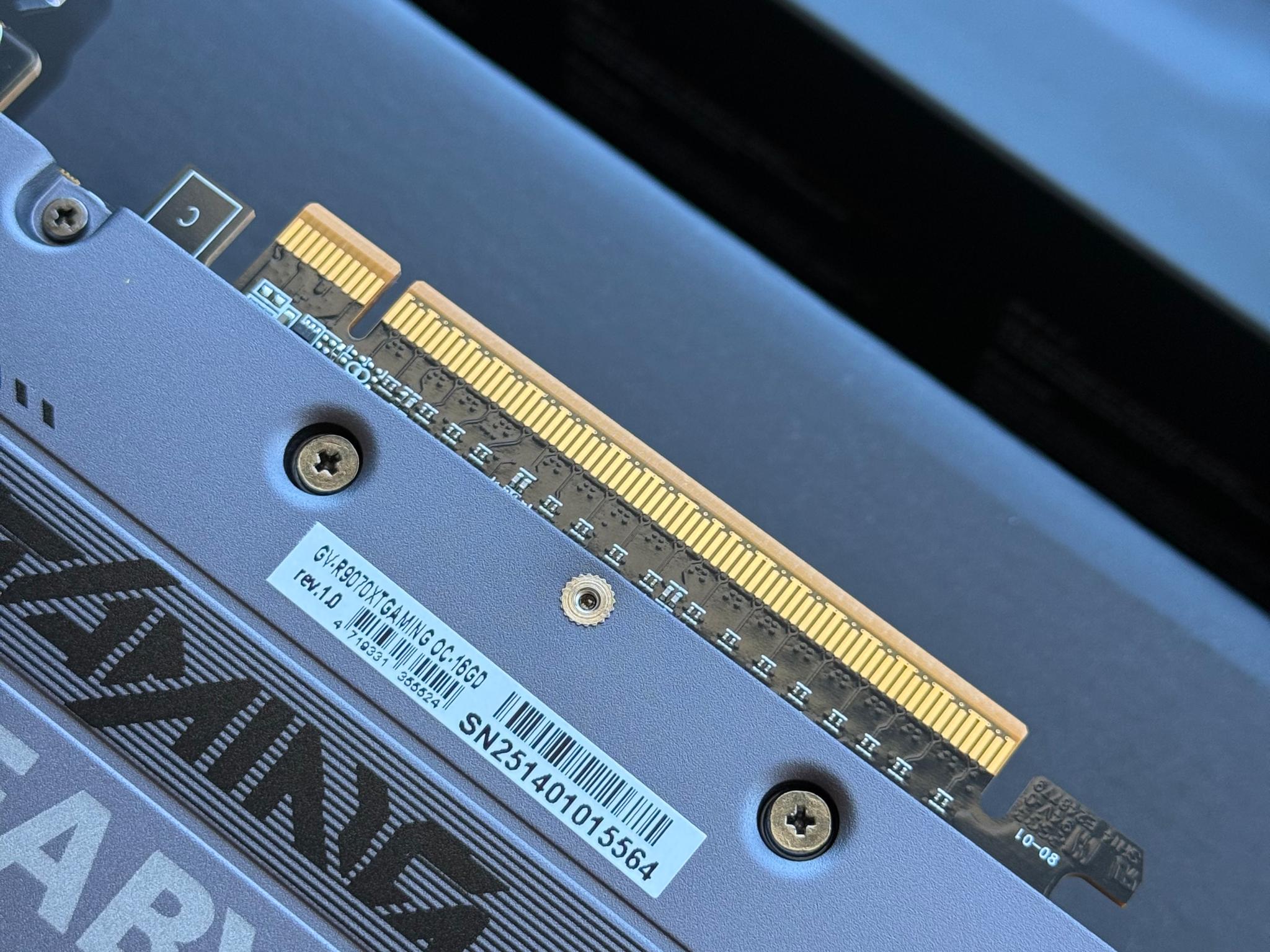 Gigabyte Gaming OC AMD Radeon RX 9070XT