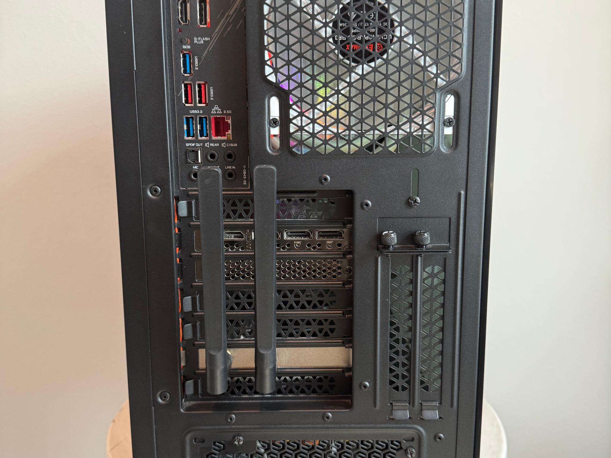 Corsair 4000D - Ryzen 7 5700X 8-Core, RTX 3070, 48GB DDR4, 1TB M.2 NVMe