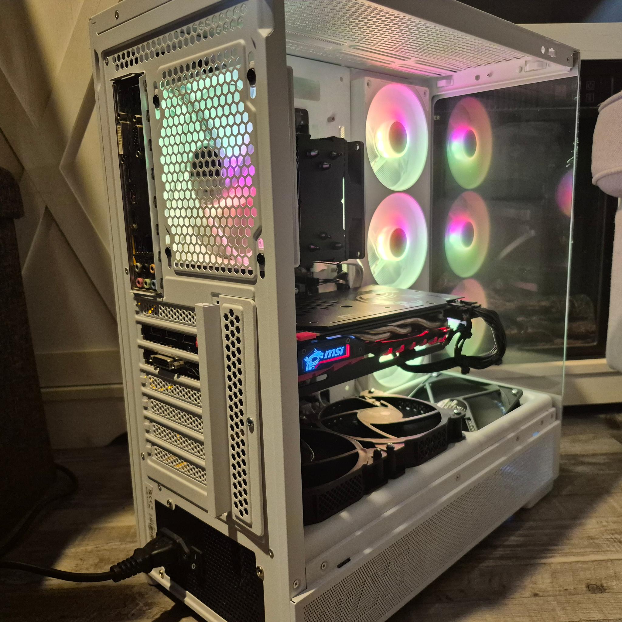 140 FPS Fortnite | Overclocked i7-6700K, 32GB RAM, GTX 1070, 512GB SSD, Win11
