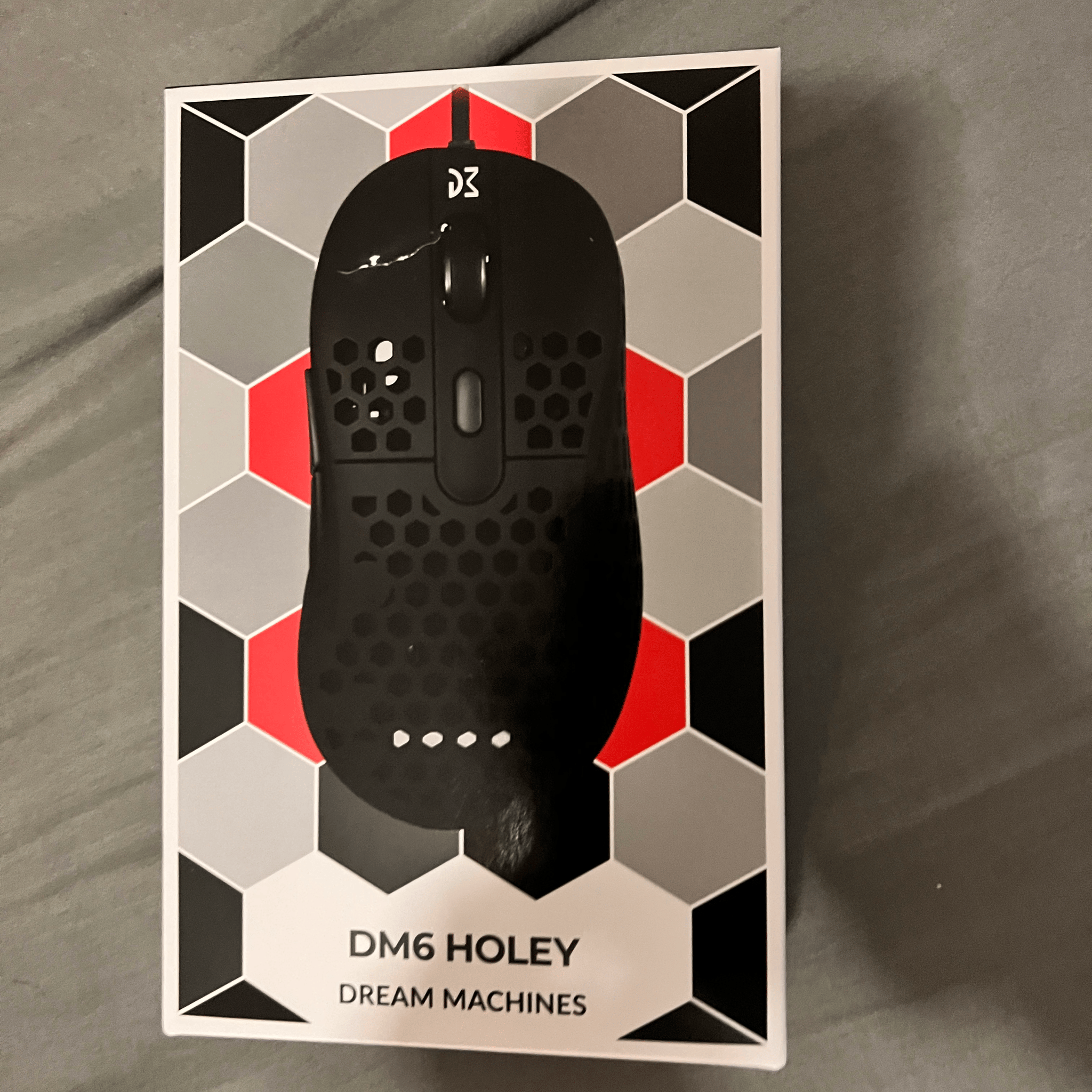 DreamMachines DM6 Pro Holey 69 grams Optical Gaming Mouse