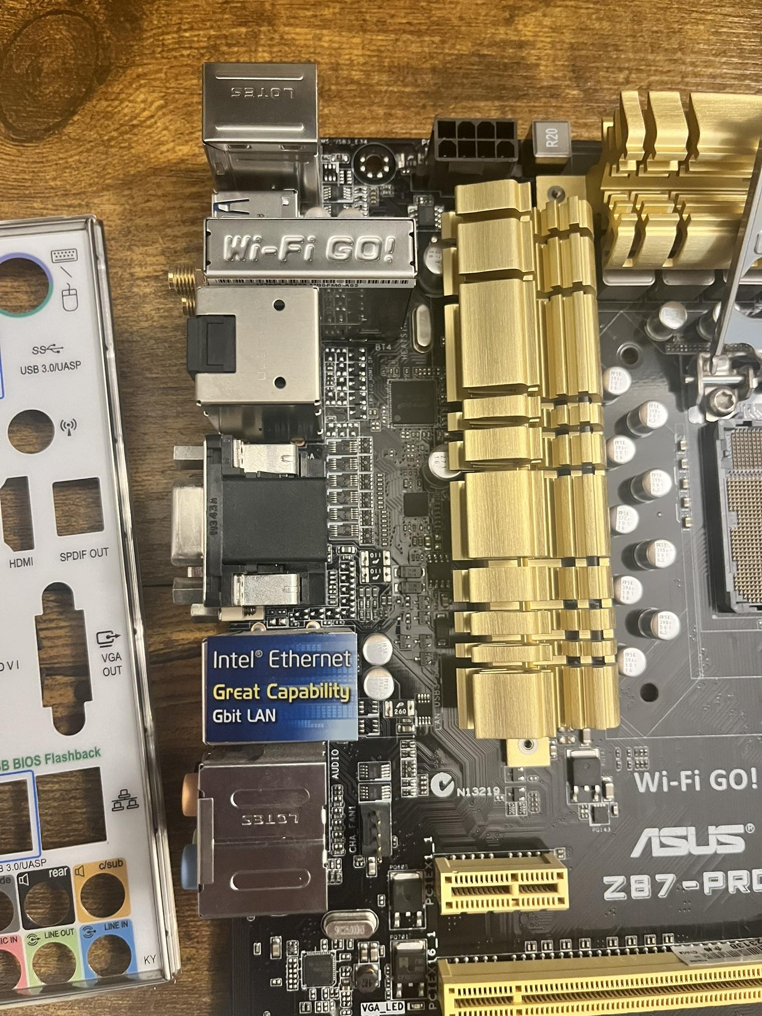 ASUS Z87 Pro (Intel LGA 1150) ATX motherboard