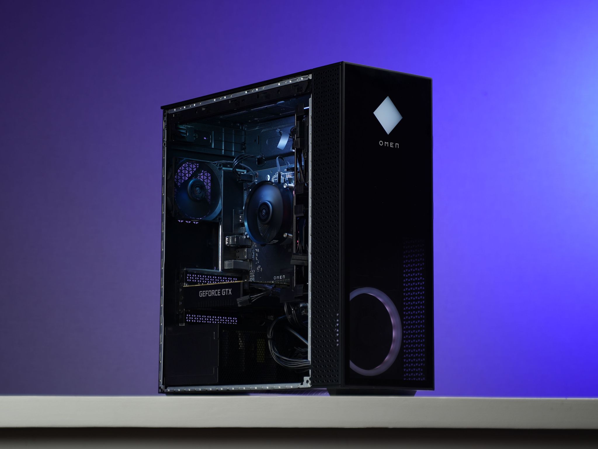 \ LF-01 / GTX 1660 Super Ryzen 5 3600 16GB 1.3TB Windows 11 Gaming PC Powerhouse