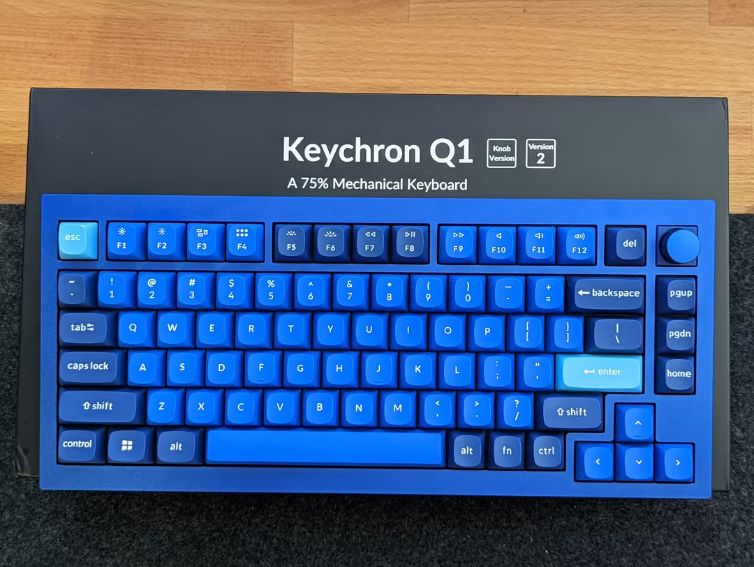 Keychron Q1 V2 US配列 Gateron G Pro 青軸 Keychron Q1 Ver.2 w/ Knob