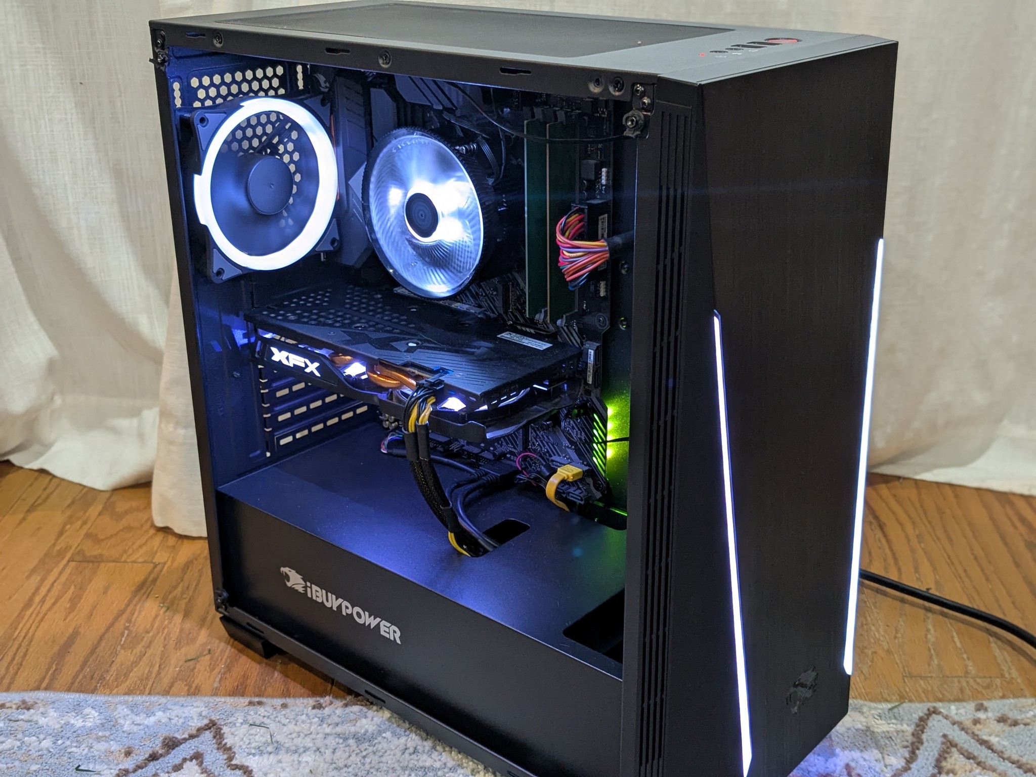 AM4 Upgrade Path | 140 FPS Fortnite | R5 1600AF, RX 570 8GB, 500GB SSD, RGB, Win11